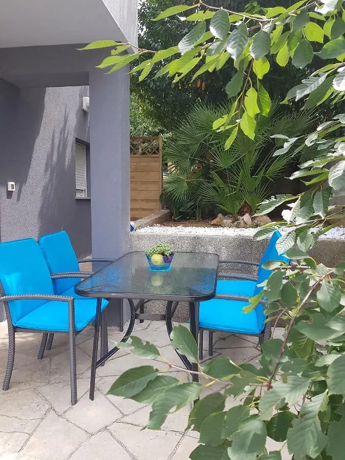 Vigo Apartman Pula 0*,