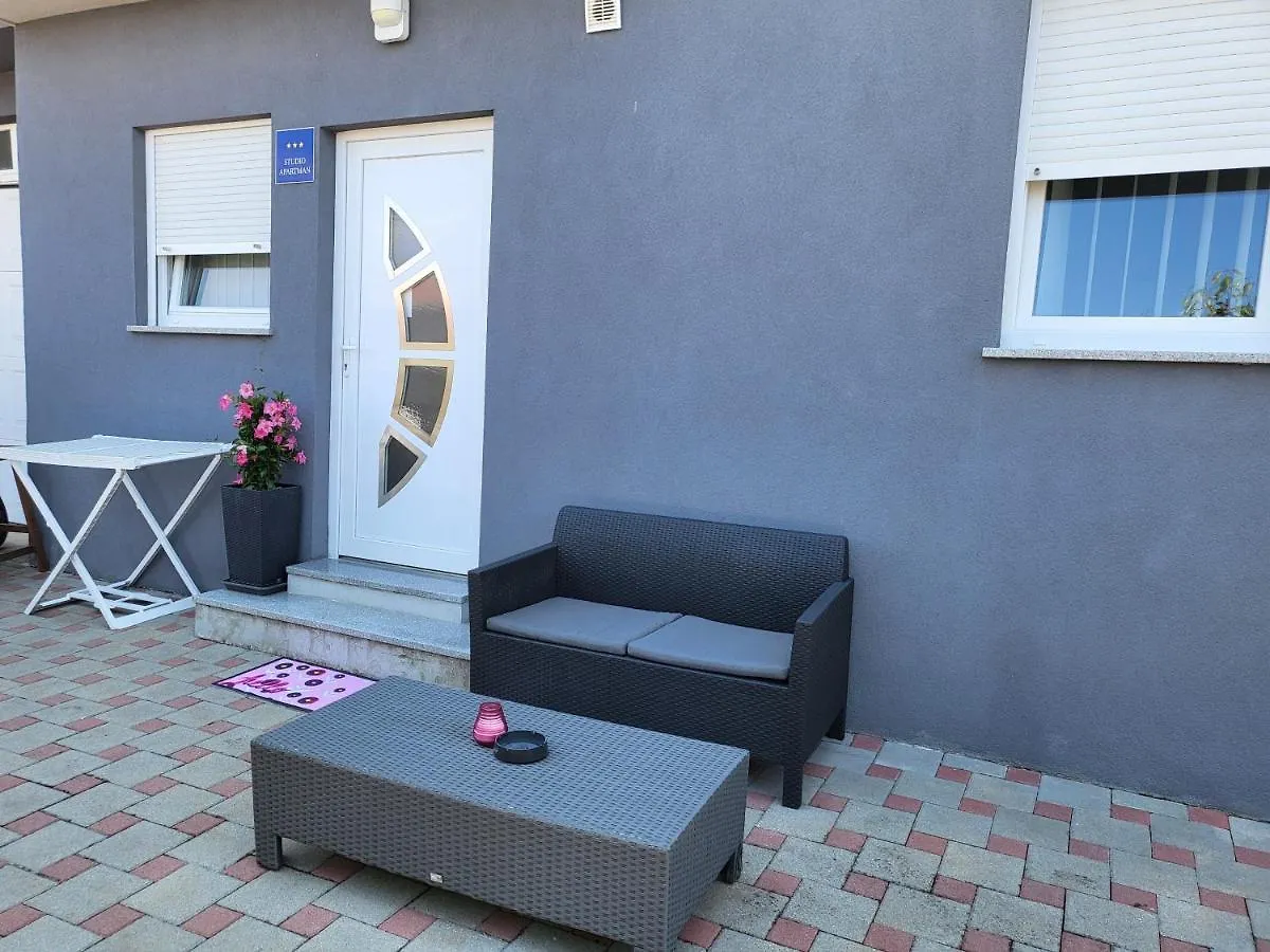 Apartment Vigo Apartman Pula